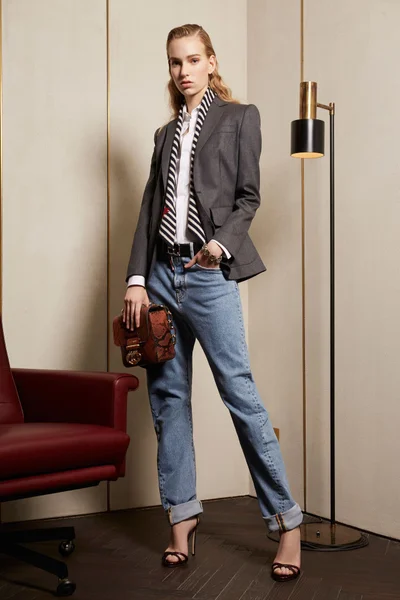 Look 35